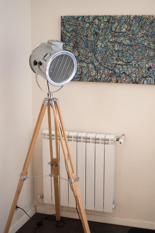 Apartament Divonne - Loft Cosy Avec Jardin Partage Arles Zewnętrze zdjęcie